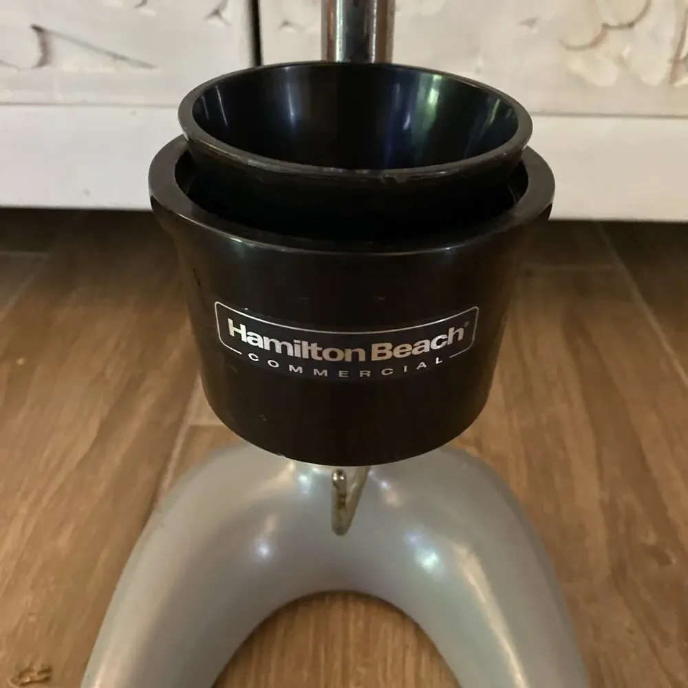 Hamilton Beach Commercial 932 Manual Citrus Juicer Press - Heavy Duty Cast Iron